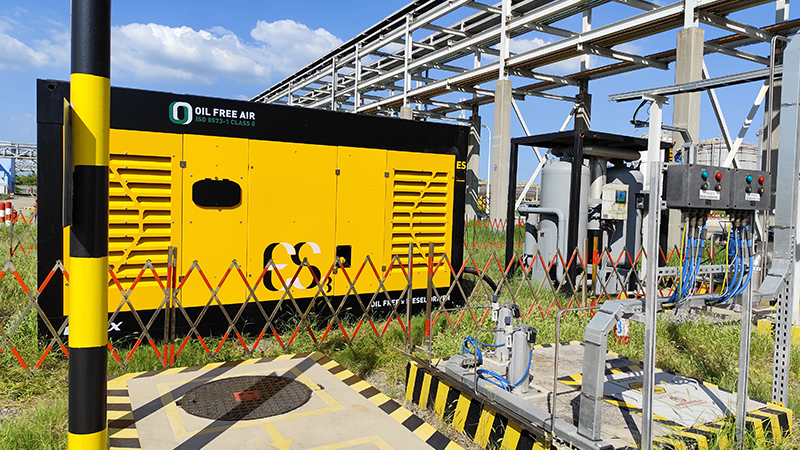 柴驱无油空压机租赁现场